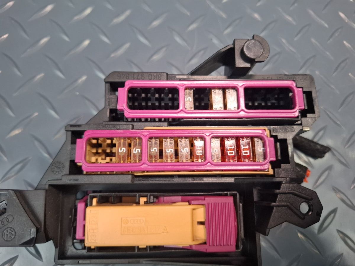 13-16 Audi 8F7 A5 S5 RS5 Dash Front Right Fuse Relay Box  OEM