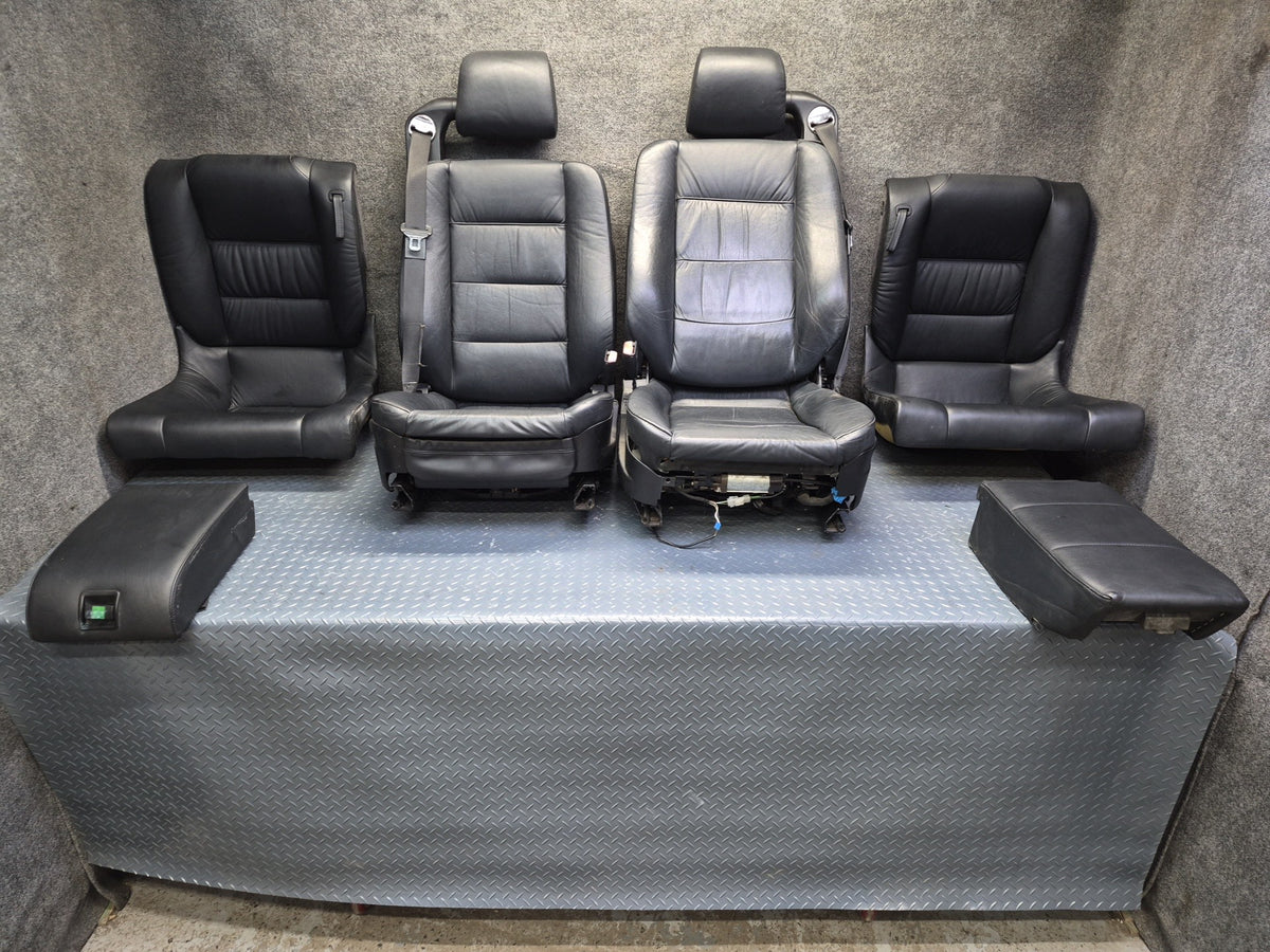 1994-1997 BMW E31 840Ci Front & Rear Leather Seat Black Set Defected
