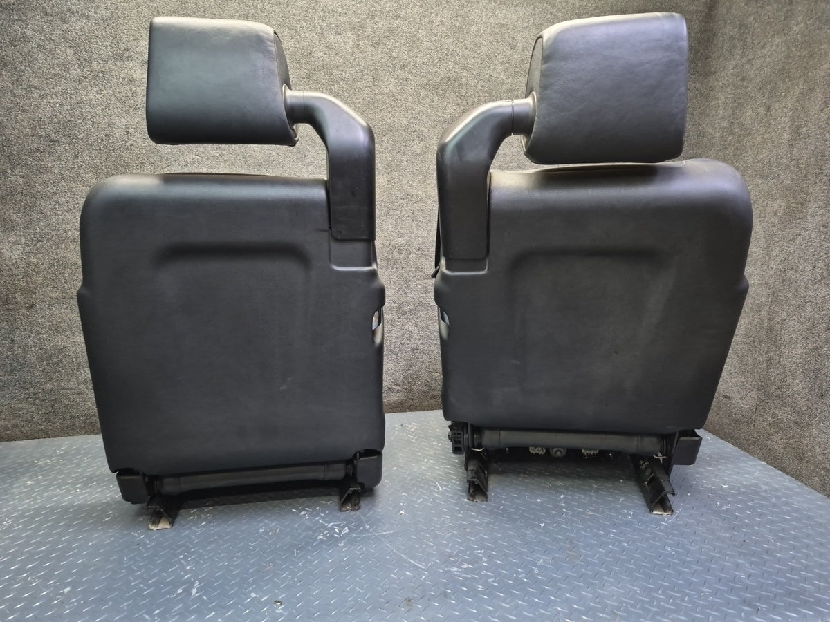 1994-1997 BMW E31 840Ci Front & Rear Leather Seat Black Set Defected