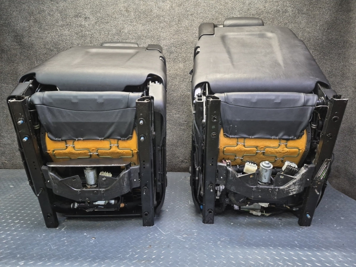 1994-1997 BMW E31 840Ci Front & Rear Leather Seat Black Set Defected