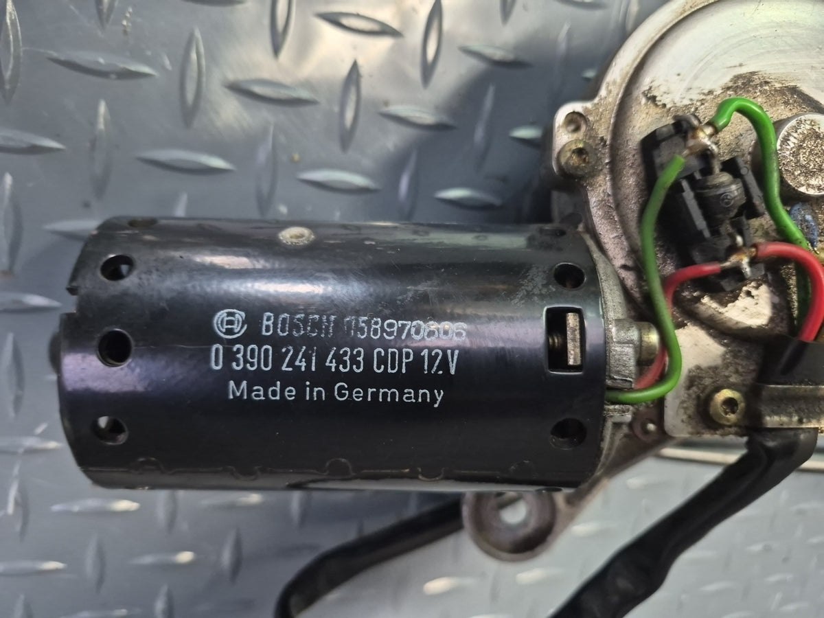 94-02 Mercedes R129 Sl-class Windshield Wiper Transmission  Linkage w Motor OEM