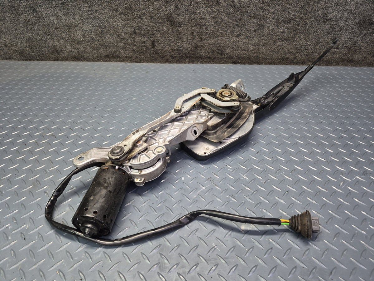 94-02 Mercedes R129 Sl-class Windshield Wiper Transmission  Linkage w Motor OEM