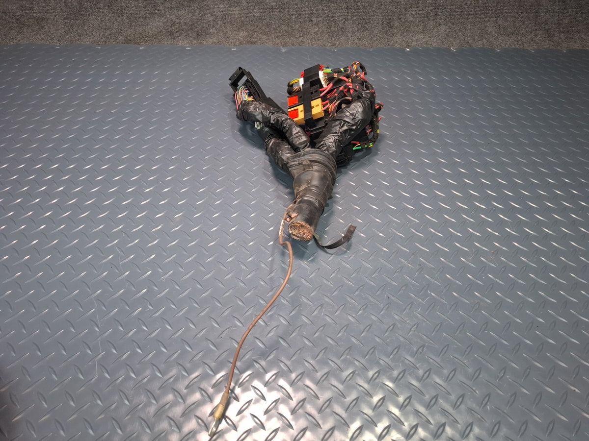 13-15 Audi RS5 8F7 Convertible Engine Compartment Fuse Relay Box Module OEM