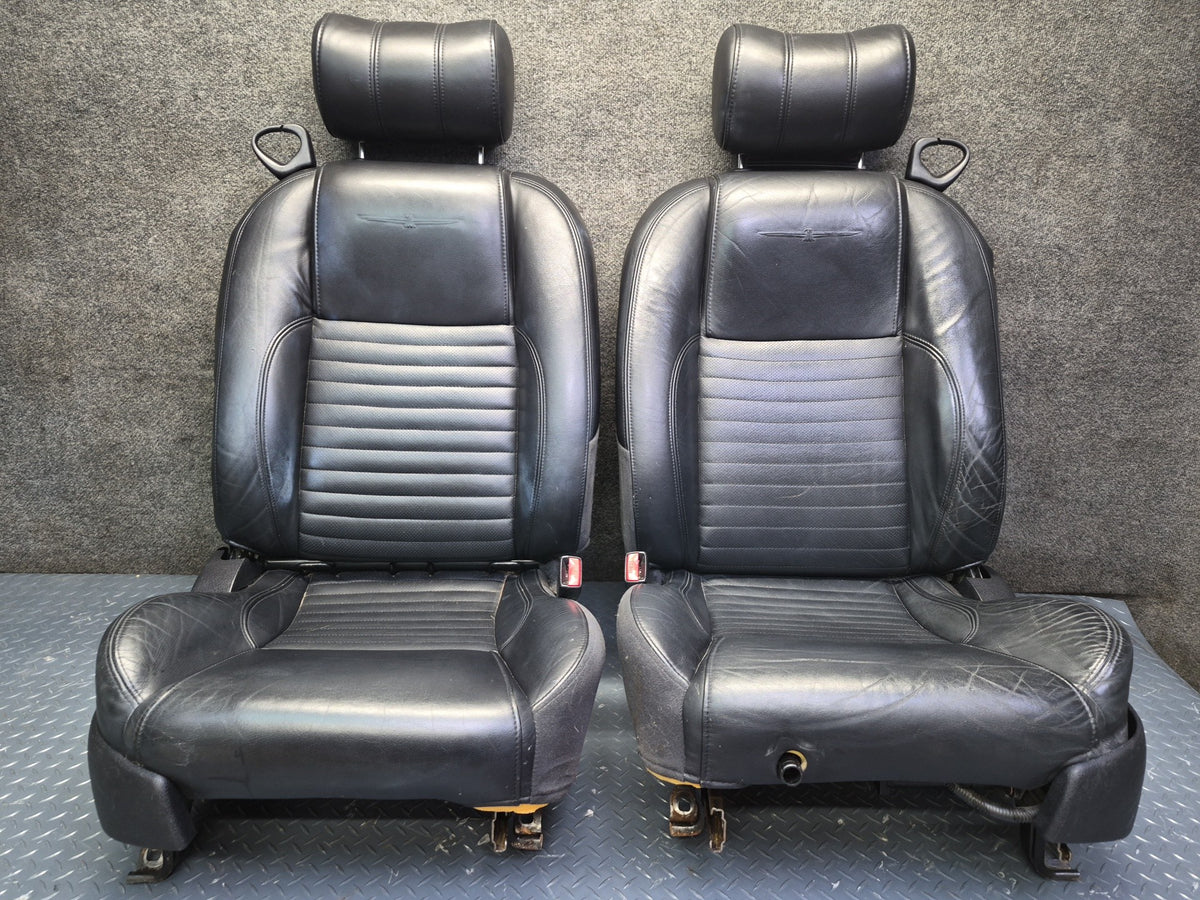 02-05 Ford Thunderbird Set of 2 Front Left & Right Heated Leather Seat Damaged