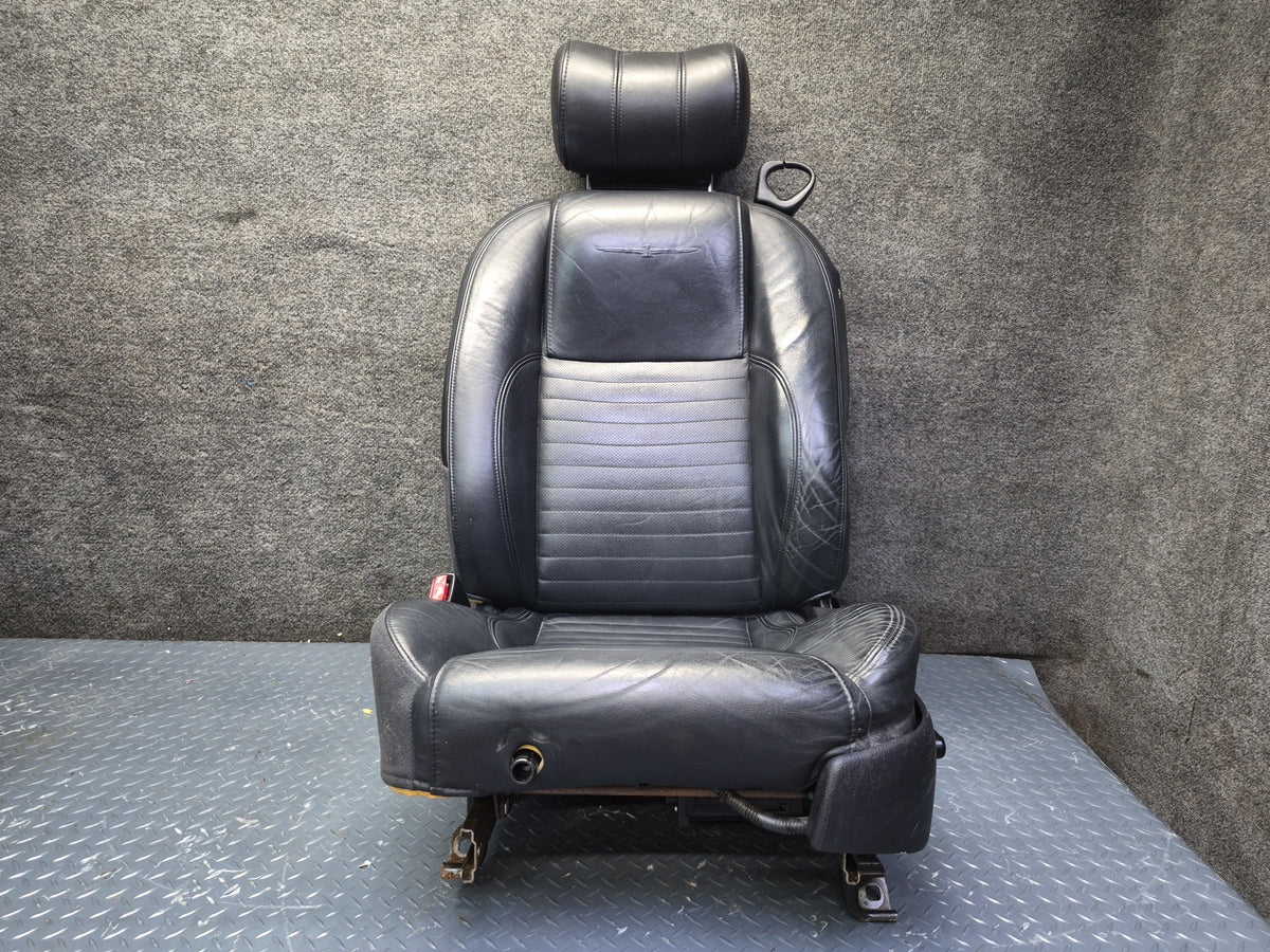02-05 Ford Thunderbird Set of 2 Front Left & Right Heated Leather Seat Damaged