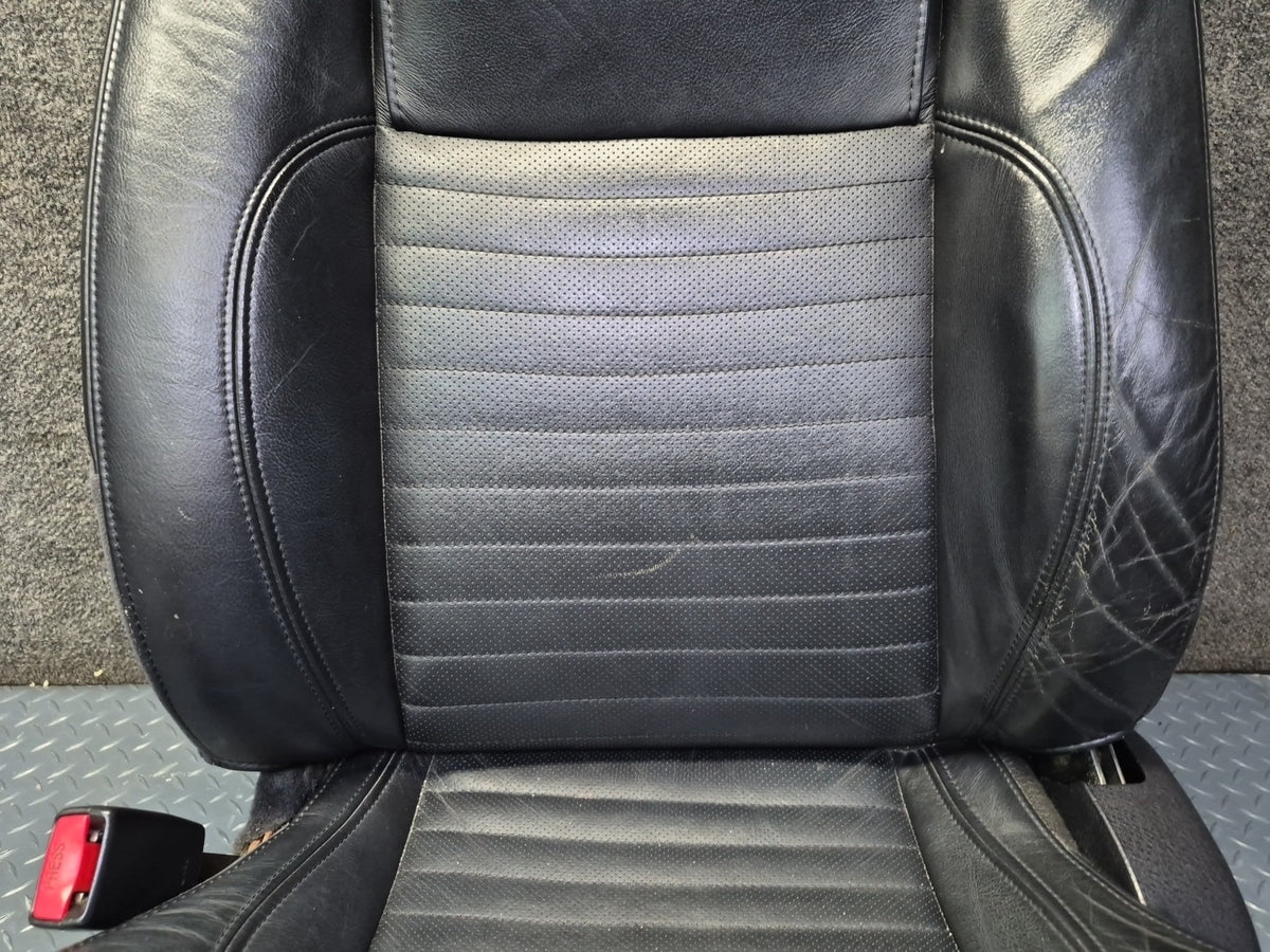 02-05 Ford Thunderbird Set of 2 Front Left & Right Heated Leather Seat Damaged