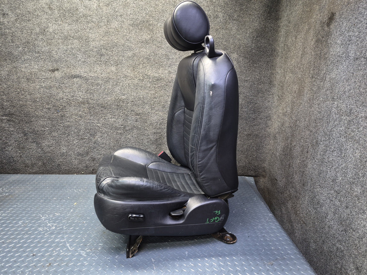 02-05 Ford Thunderbird Set of 2 Front Left & Right Heated Leather Seat Damaged