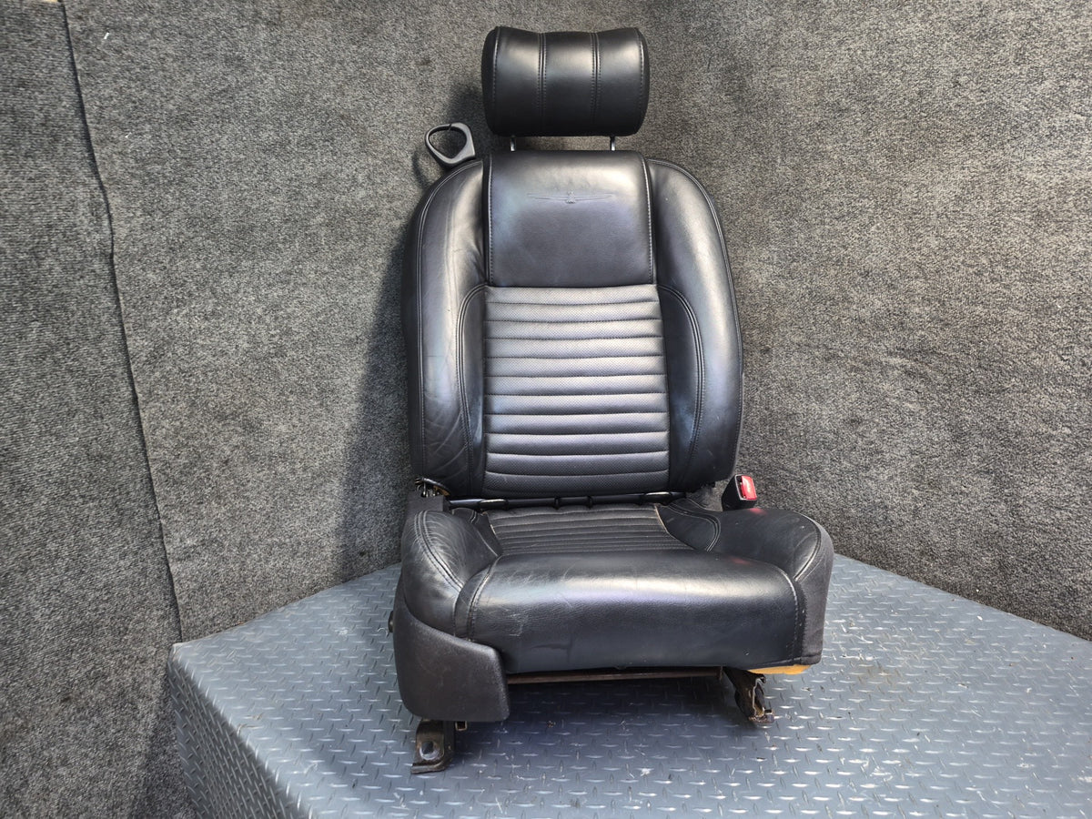 02-05 Ford Thunderbird Set of 2 Front Left & Right Heated Leather Seat Damaged