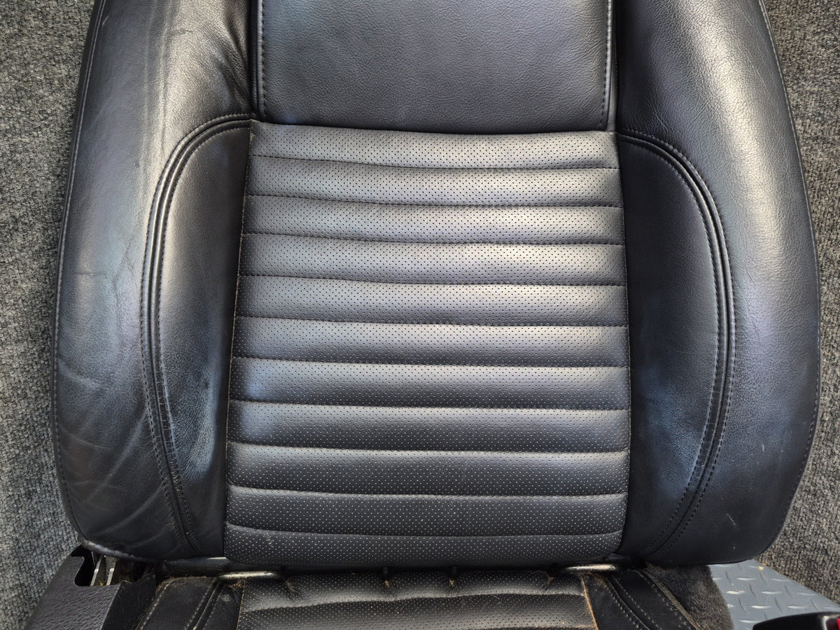 02-05 Ford Thunderbird Set of 2 Front Left & Right Heated Leather Seat Damaged