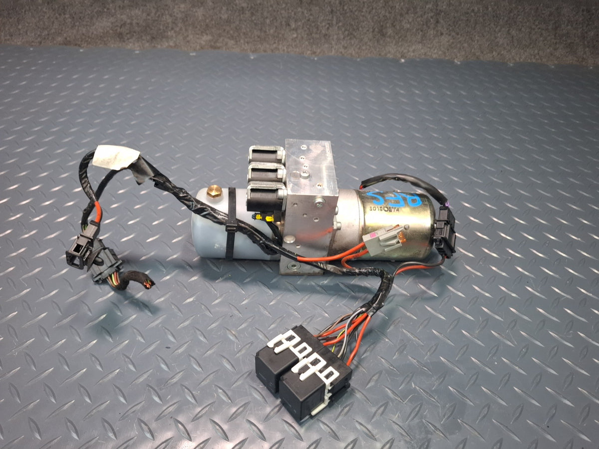 10-17 Audi S5 RS5 8F7 Convertible TOP Roof Hydraulic Pump Motor w Cover OEM