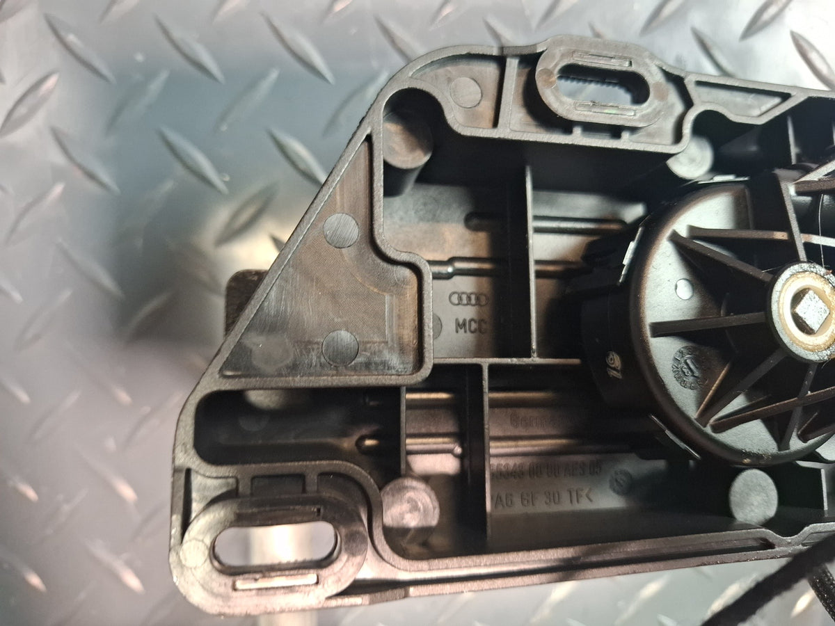10-17 Audi S5 RS5 8F7 Convertible TOP Roof Lock Latch Motor Assy w Latches OEM