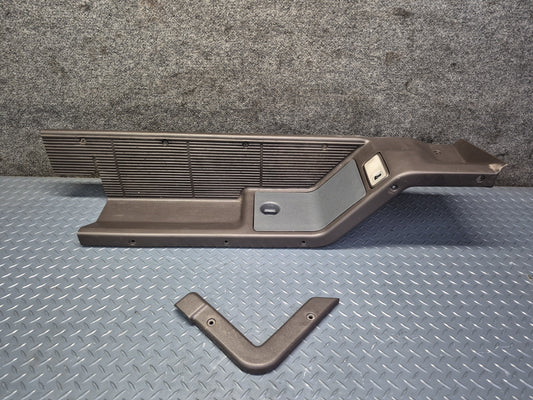 93-95 Toyota Hiace KZH106W Left Slide Door Scuff Sill Step Plate w Trim Set OEM