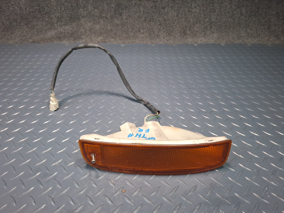 93-96 Toyota Hiace KZH106W Front Right & Left Bumper Turn Light Lamp Set OEM