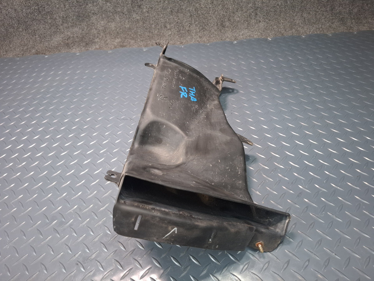 93-96 Toyota Hiace KZH106W Front Right & Left Bumper Side Air Intake Duct OEM