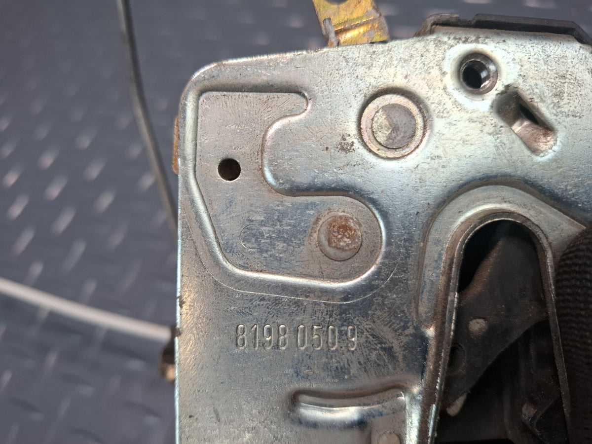 1994-1997 BMW E31 840Ci Right Passenger Door Lock Latch Actuator