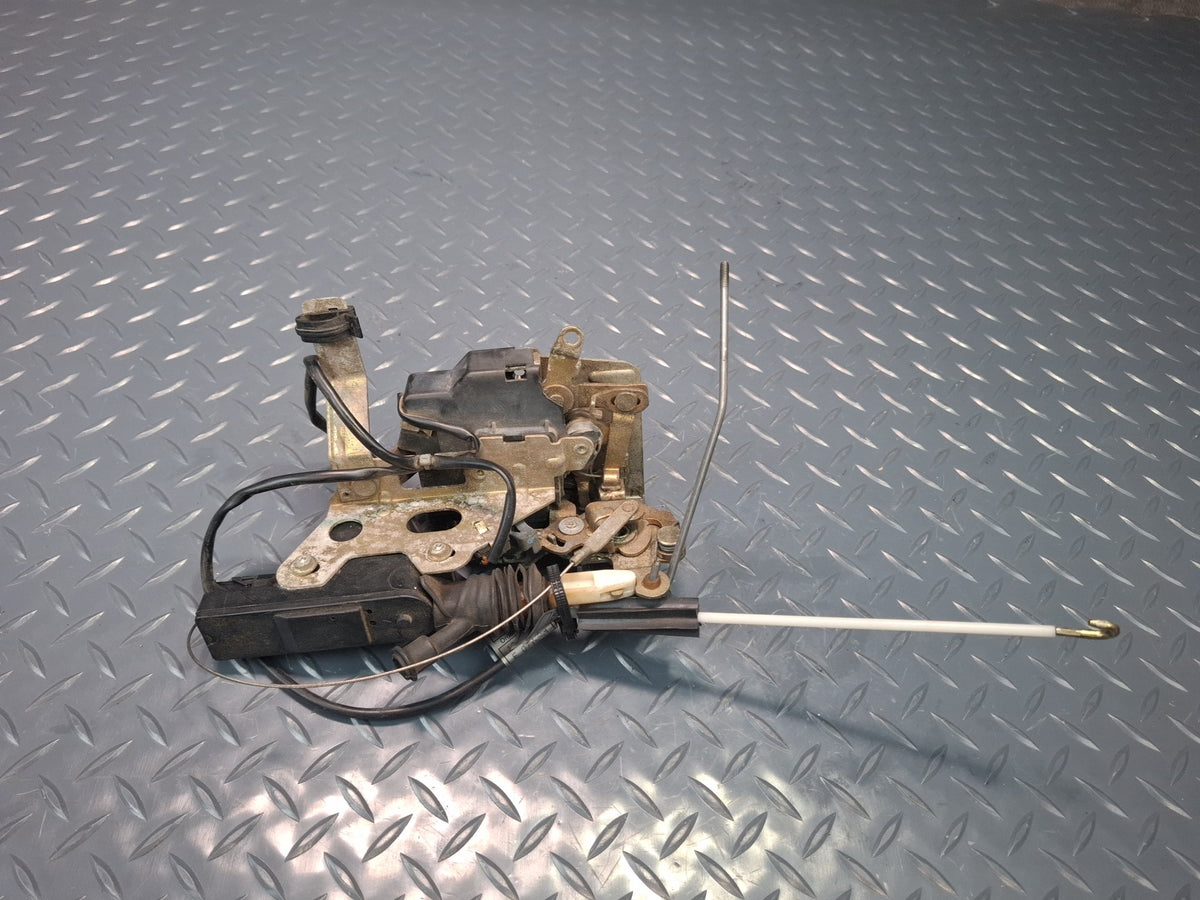 1994-1997 BMW E31 840Ci Right Passenger Door Lock Latch Actuator