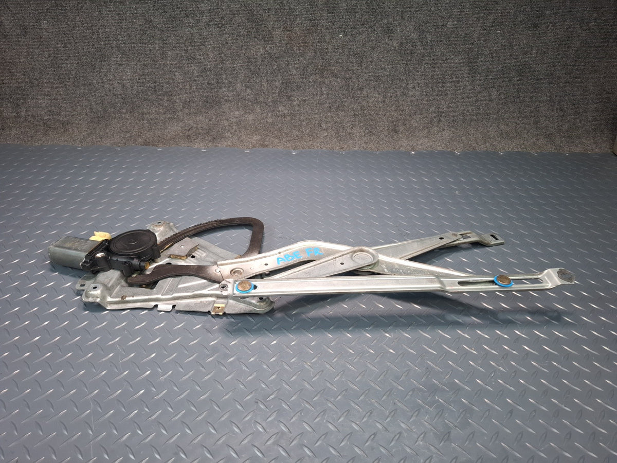 1994-1997 BMW E31 840Ci Front Right Passenger Door Window Regulator w Motor