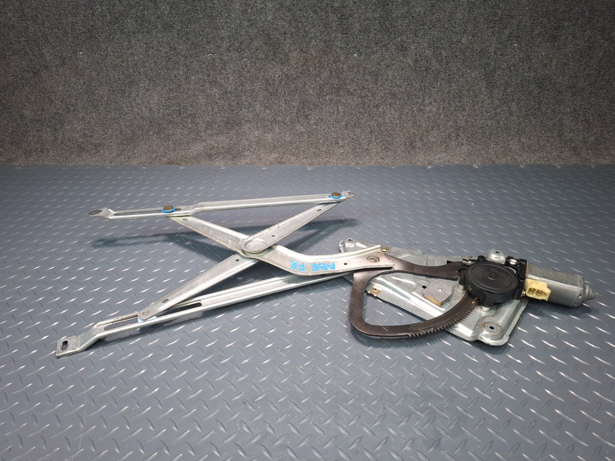 1994-1997 BMW E31 840Ci Front Right Passenger Door Window Regulator w Motor