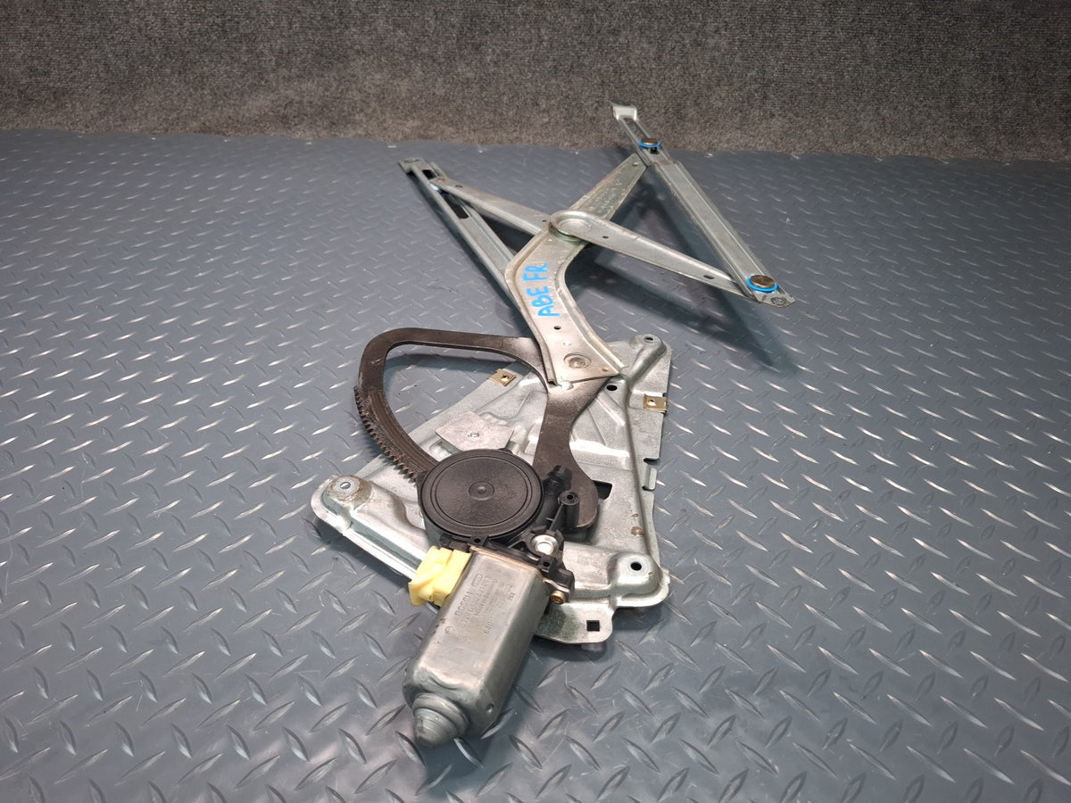 1994-1997 BMW E31 840Ci Front Right Passenger Door Window Regulator w Motor