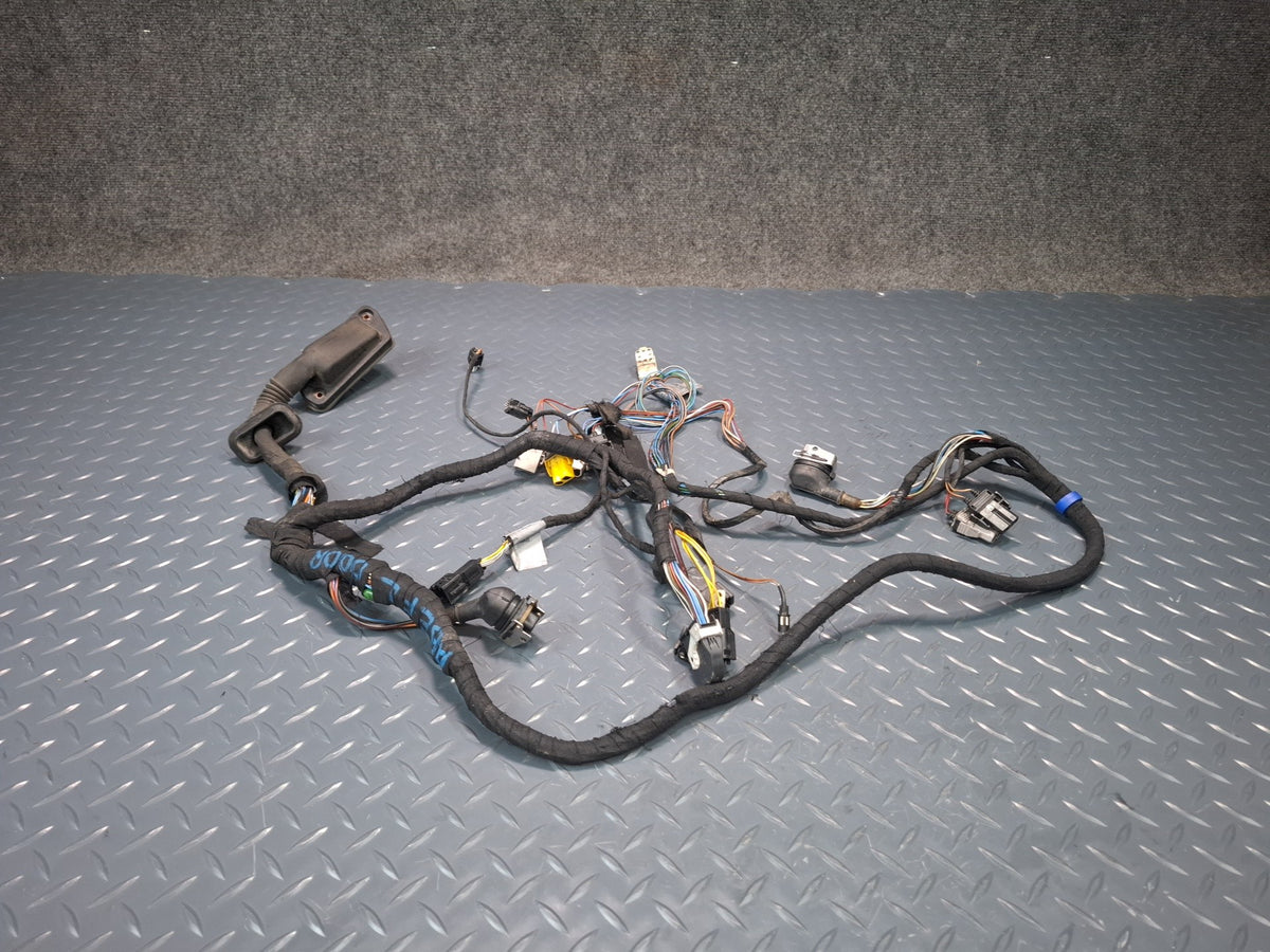 1994-1997 BMW E31 840Ci Left Door Wire Wiring Harness 8367210