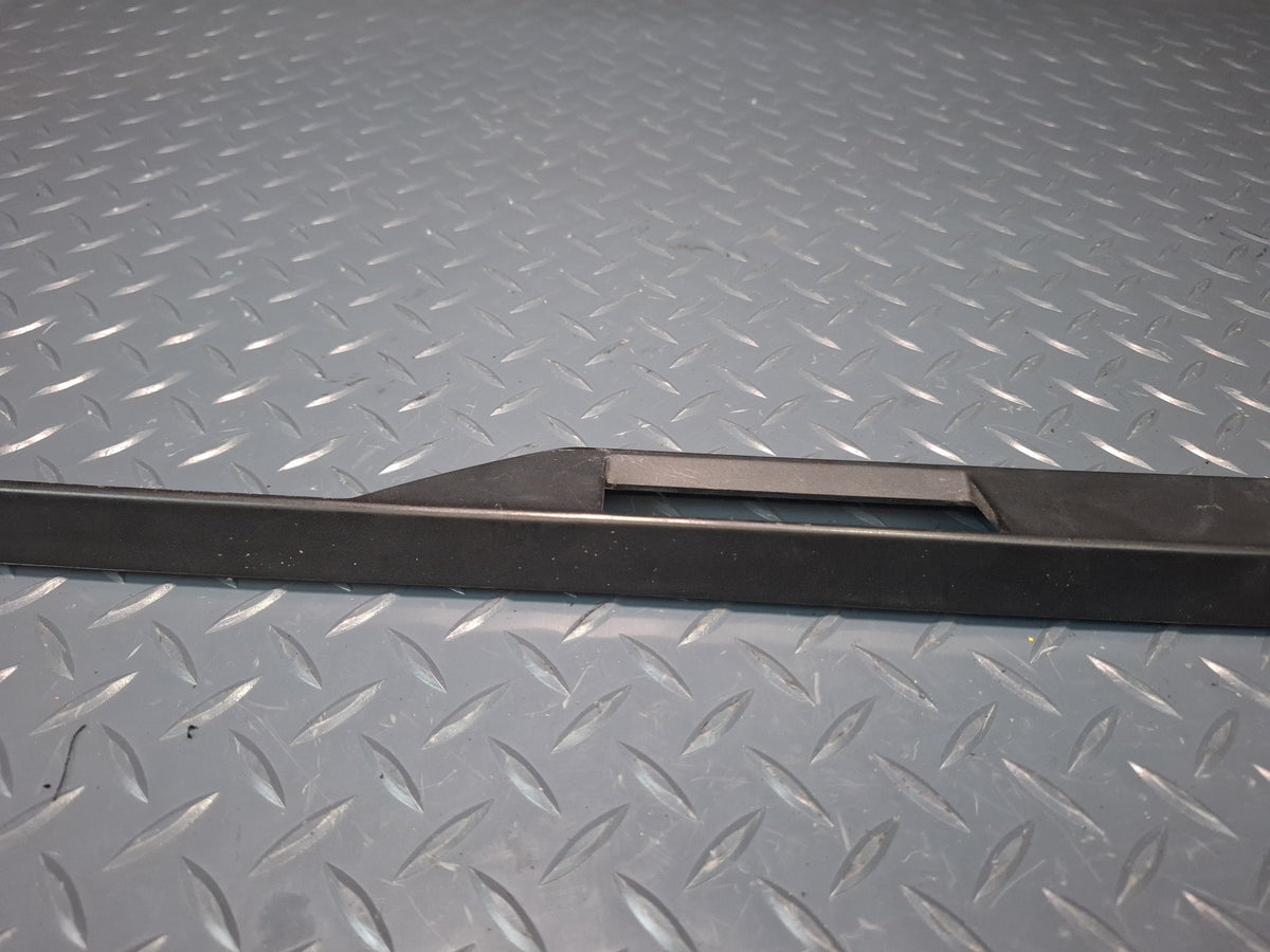 94-02 Mercedes R129 SL Rear Trunk Lid License Plate Finish Trim Panel w Lights