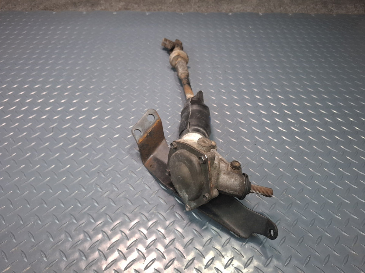 1994 Toyota Hiace KZH106 4WD Steering Shaft w U Joint & Steering Bevel Gear OEM
