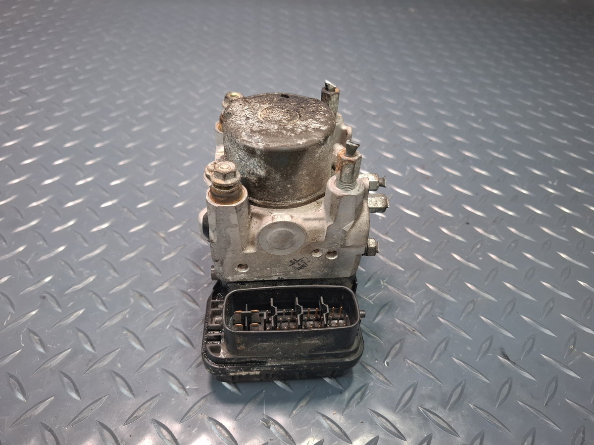 93-96 Toyota Hiace KZH106W 4WD ABS Anti Lock Brake ABS Pump Module OEM