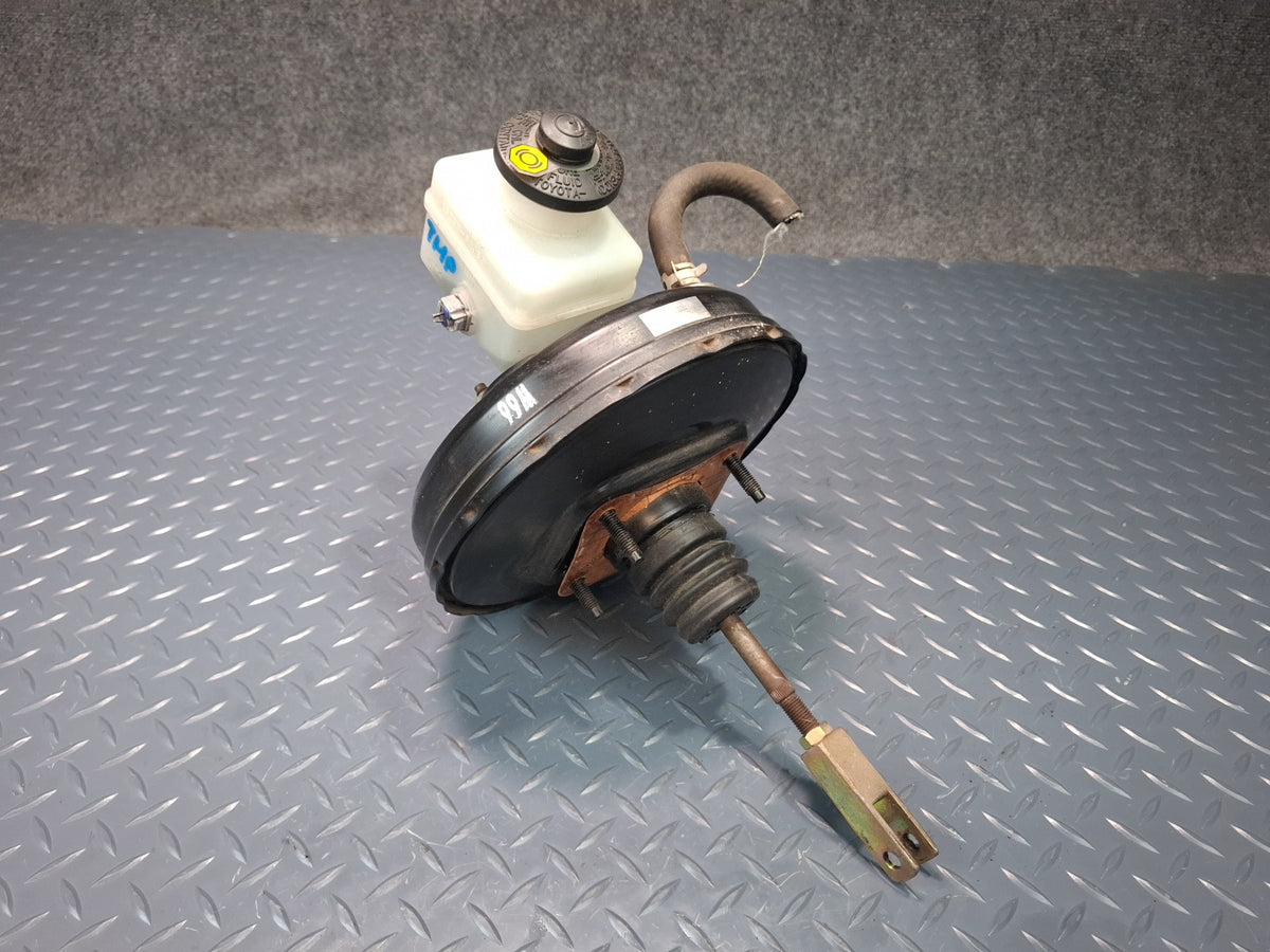 00-05 Toyota MR2 Spyder ZZW30L Brake Master Cylinder Booster Fluid Reservoir OEM