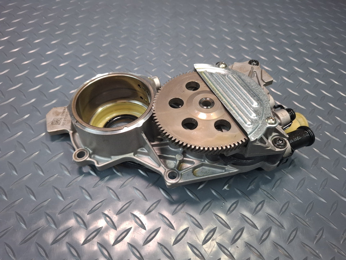 13-15 Audi RS5 8F7 4.2L V8 PXL A/T Automatic DCT Transmission Oil Pump OEM