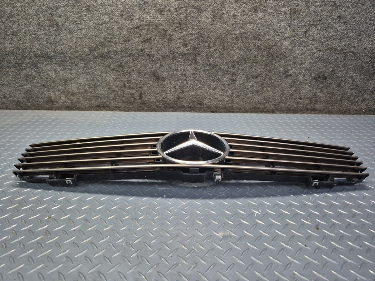 94-02 Mercedes R129 Sl-class Front Hood Grille w Emblem OEM