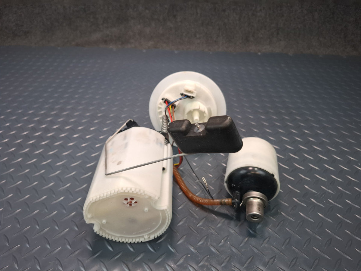 13-16 Audi RS5 4.2L V8 Fuel Pump Level Sensor Assembly OEM