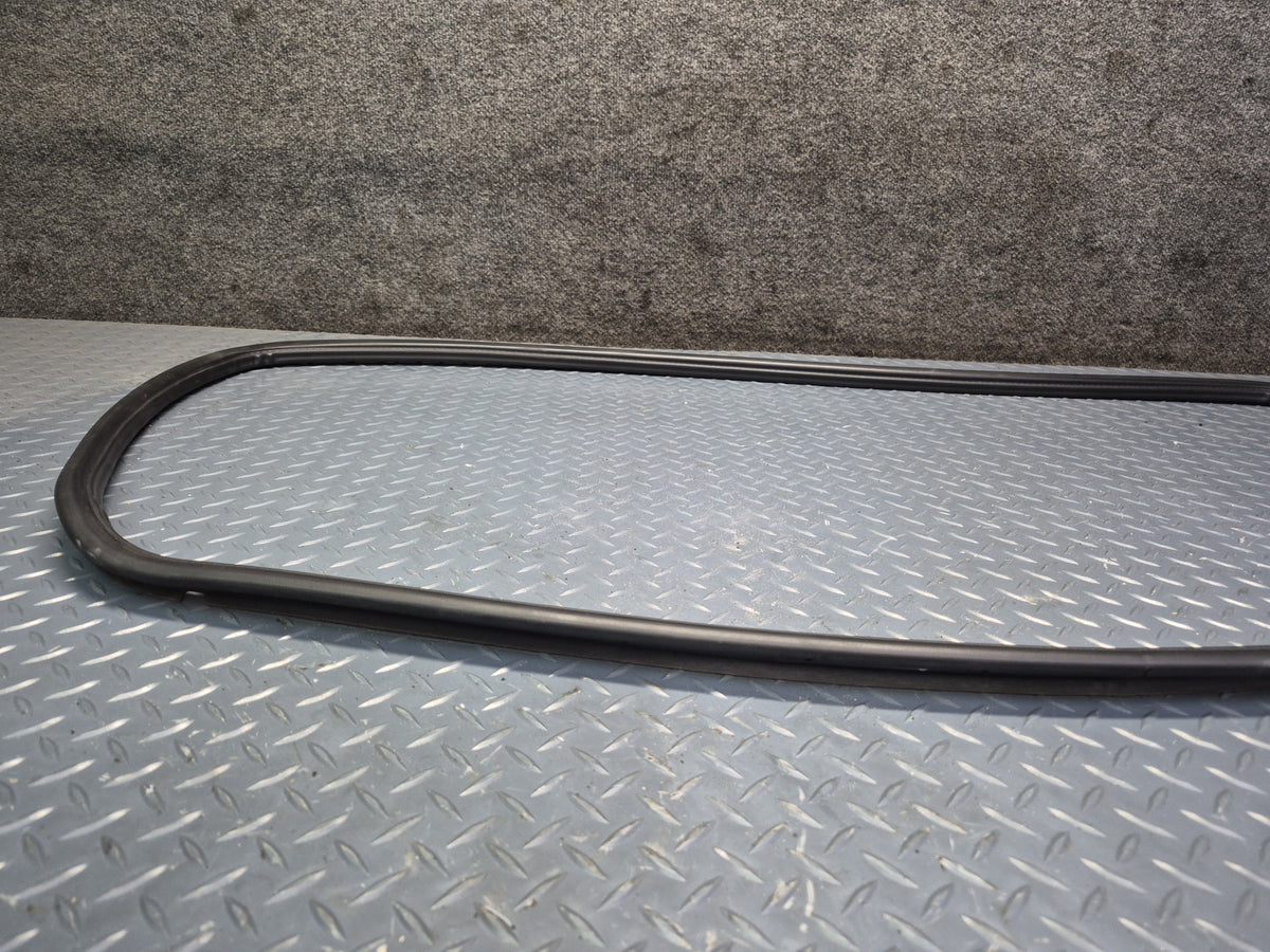 94-02 Mercedes R129 Rear Trunk Lid Weatherstrip Rubber Seal OEM