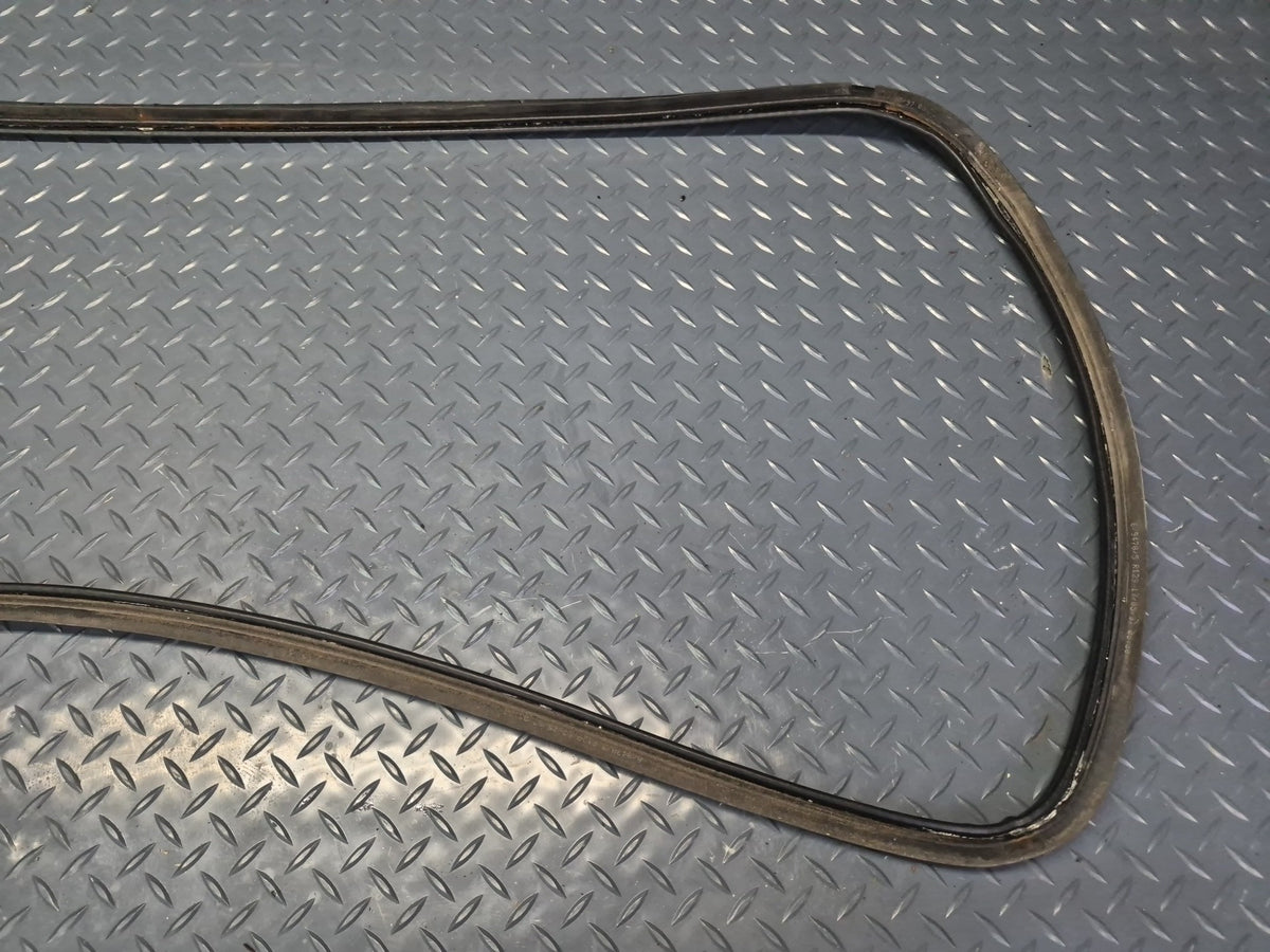 94-02 Mercedes R129 Rear Trunk Lid Weatherstrip Rubber Seal OEM