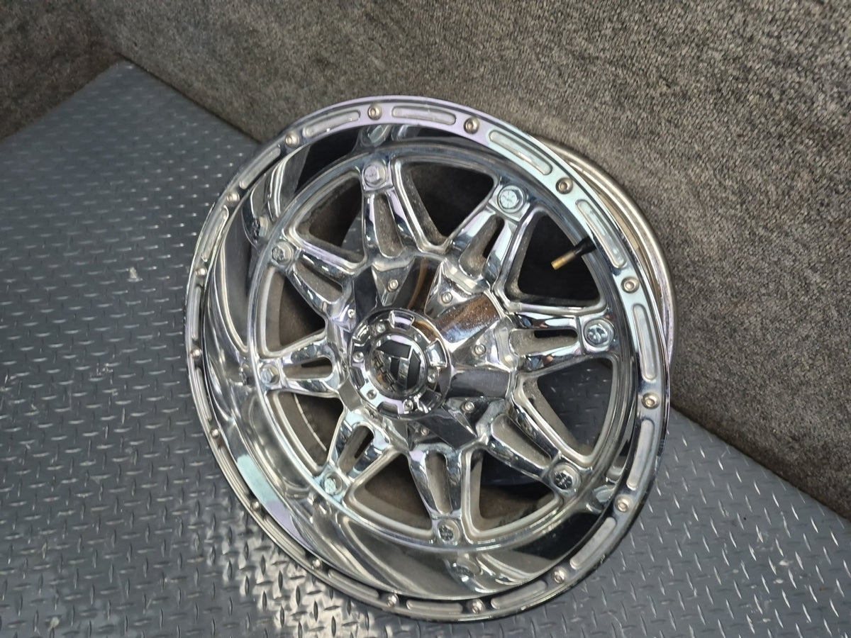 Fuel Off-road Hostage D530 Chrome Alloy R17 17" Wheel Rim 17x9J ET1 8x165.1