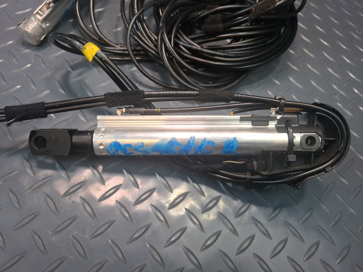 10-17 Audi RS5 Conv Set of 3 Right TOP Roof Trunk Hydraulic Cylinder w Hose OEM