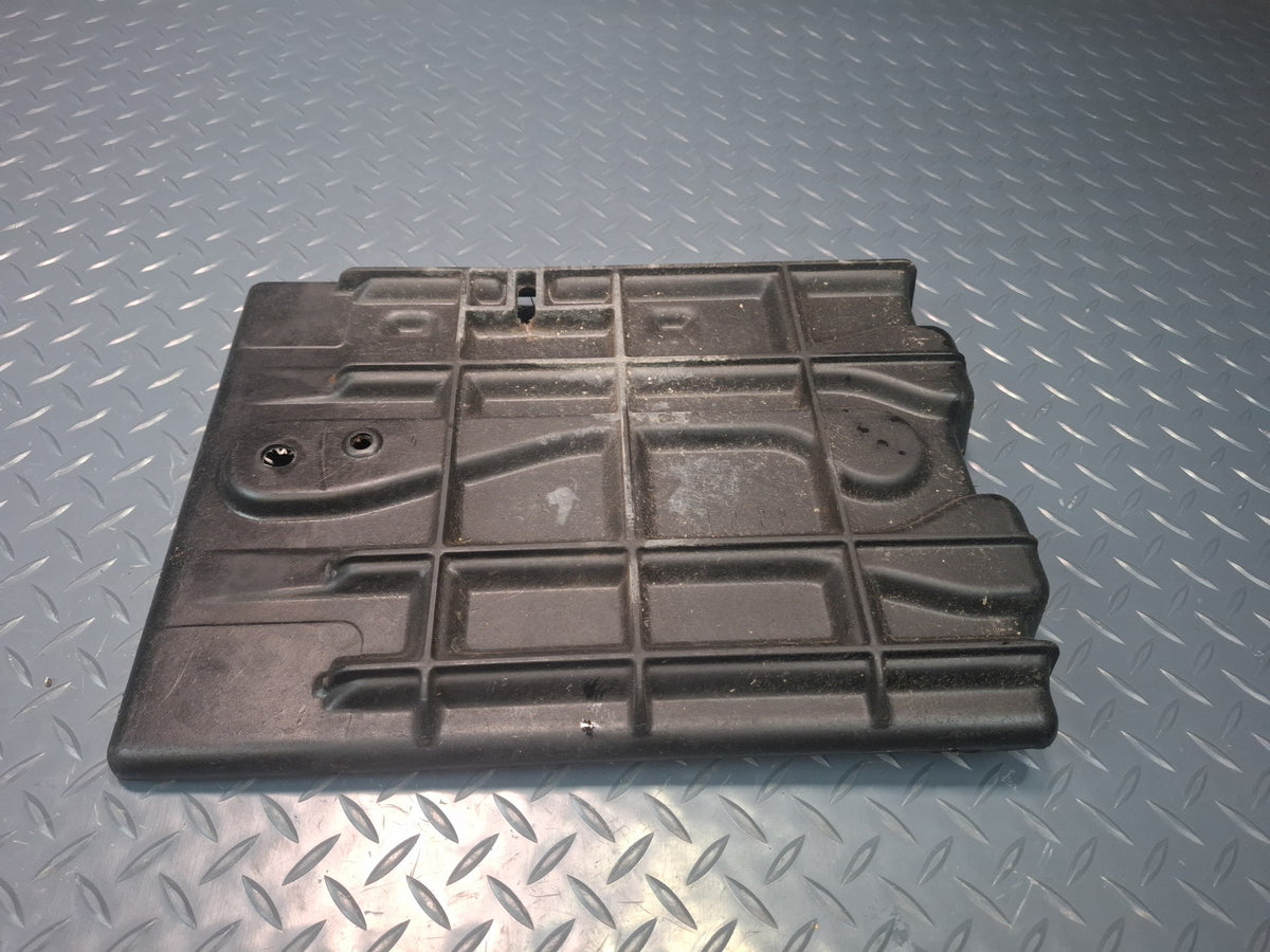 89-99 Toyota Hiace KZH106W Battery Tray Holder Bracket Support Set OEM