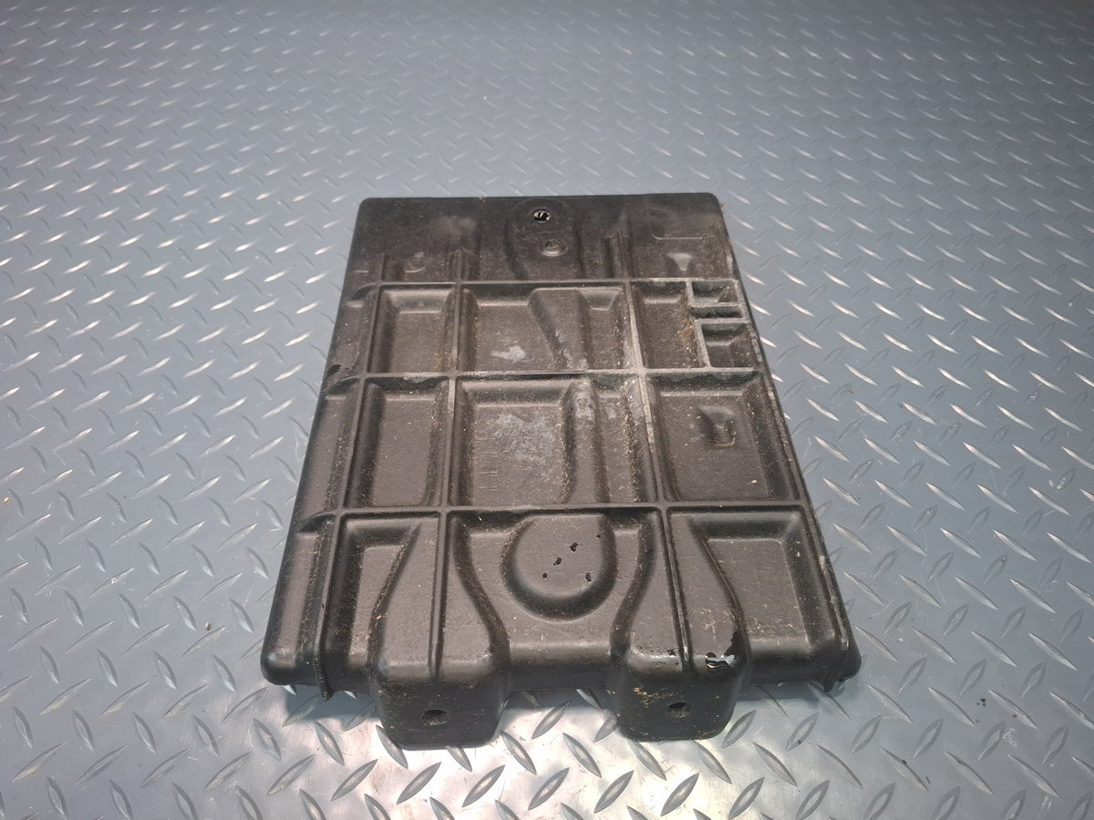 89-99 Toyota Hiace KZH106W Battery Tray Holder Bracket Support Set OEM