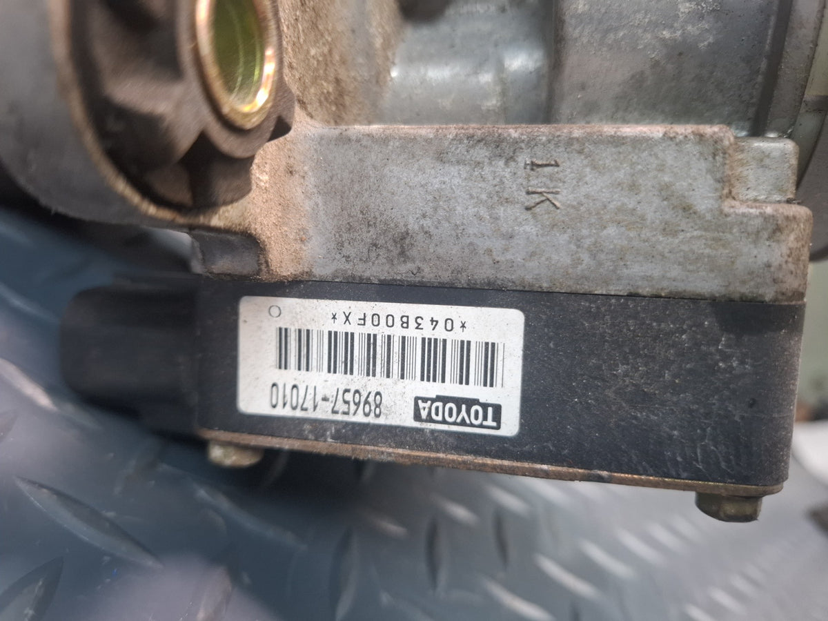 00-05 Toyota MR2 Spyder ZZW30L Power Steering Pump w Fluid Reservoir Tank OEM