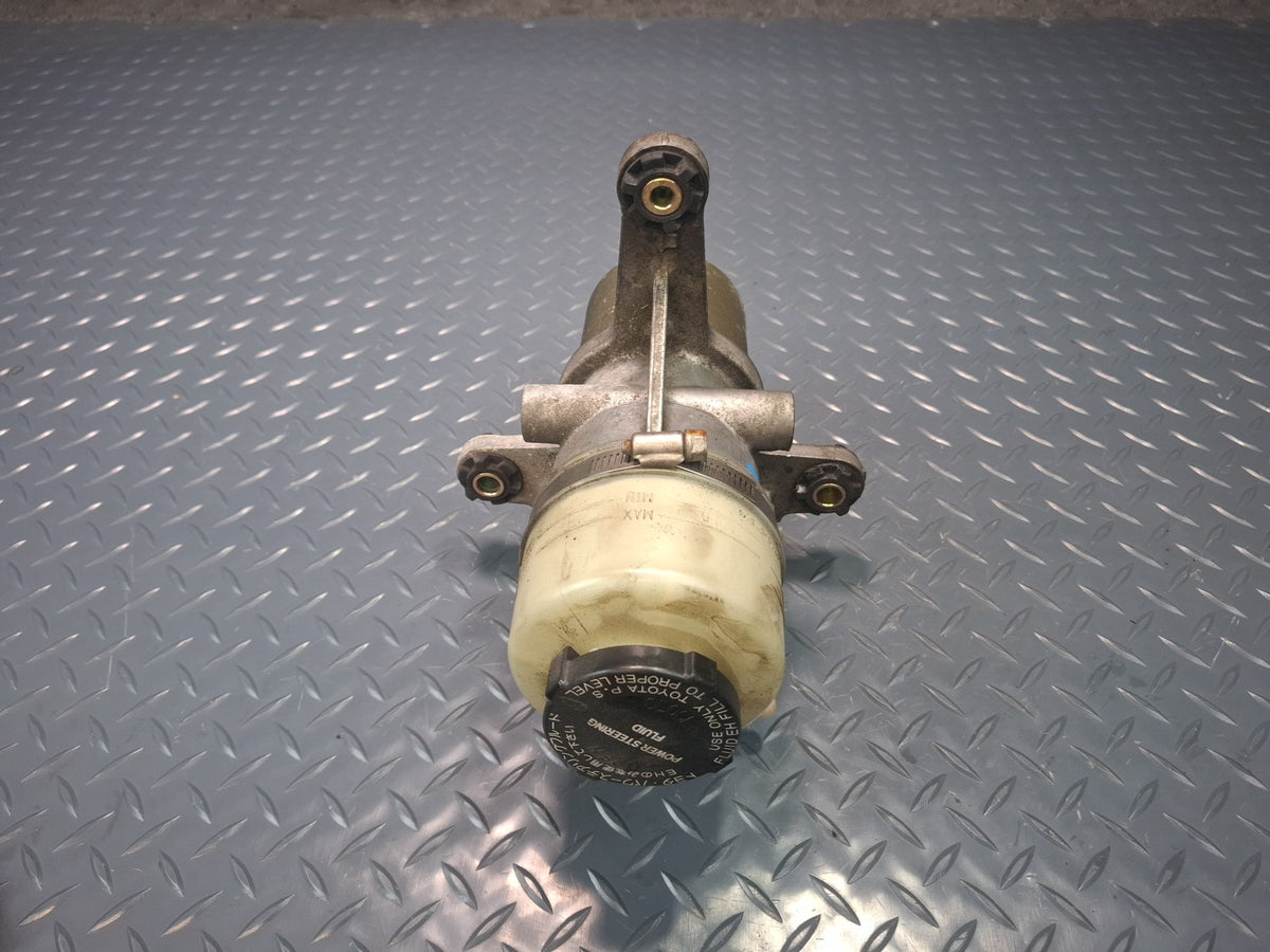 00-05 Toyota MR2 Spyder ZZW30L Power Steering Pump w Fluid Reservoir Tank OEM