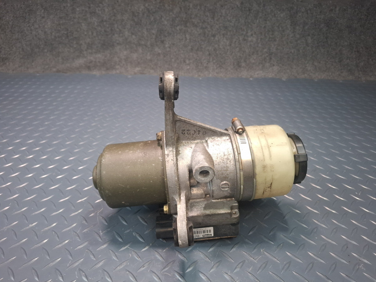 00-05 Toyota MR2 Spyder ZZW30L Power Steering Pump w Fluid Reservoir Tank OEM