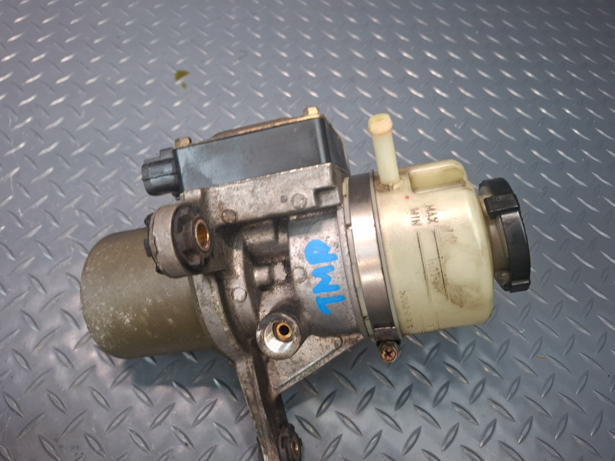 00-05 Toyota MR2 Spyder ZZW30L Power Steering Pump w Fluid Reservoir Tank OEM