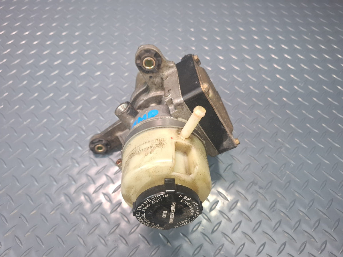 00-05 Toyota MR2 Spyder ZZW30L Power Steering Pump w Fluid Reservoir Tank OEM