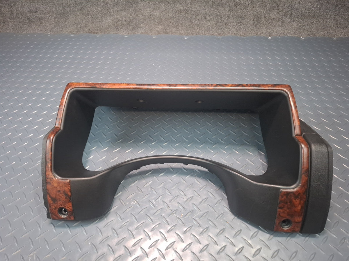 03-07 Hummer H2 Dash Instrument Cluster Speedometer Bezel Trim Panel 15177439