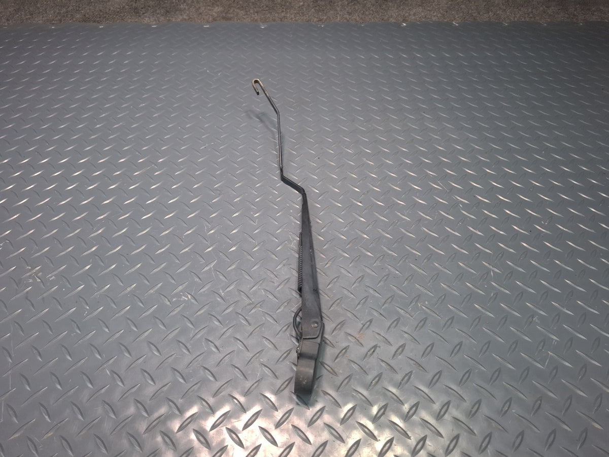 2003-2009 Hummer H2 Front Windshield Left & Right Wiper Arm Set of 2
