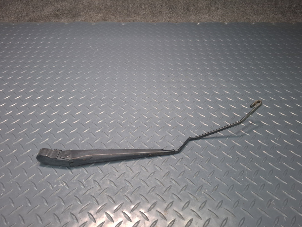 2003-2009 Hummer H2 Front Windshield Left & Right Wiper Arm Set of 2