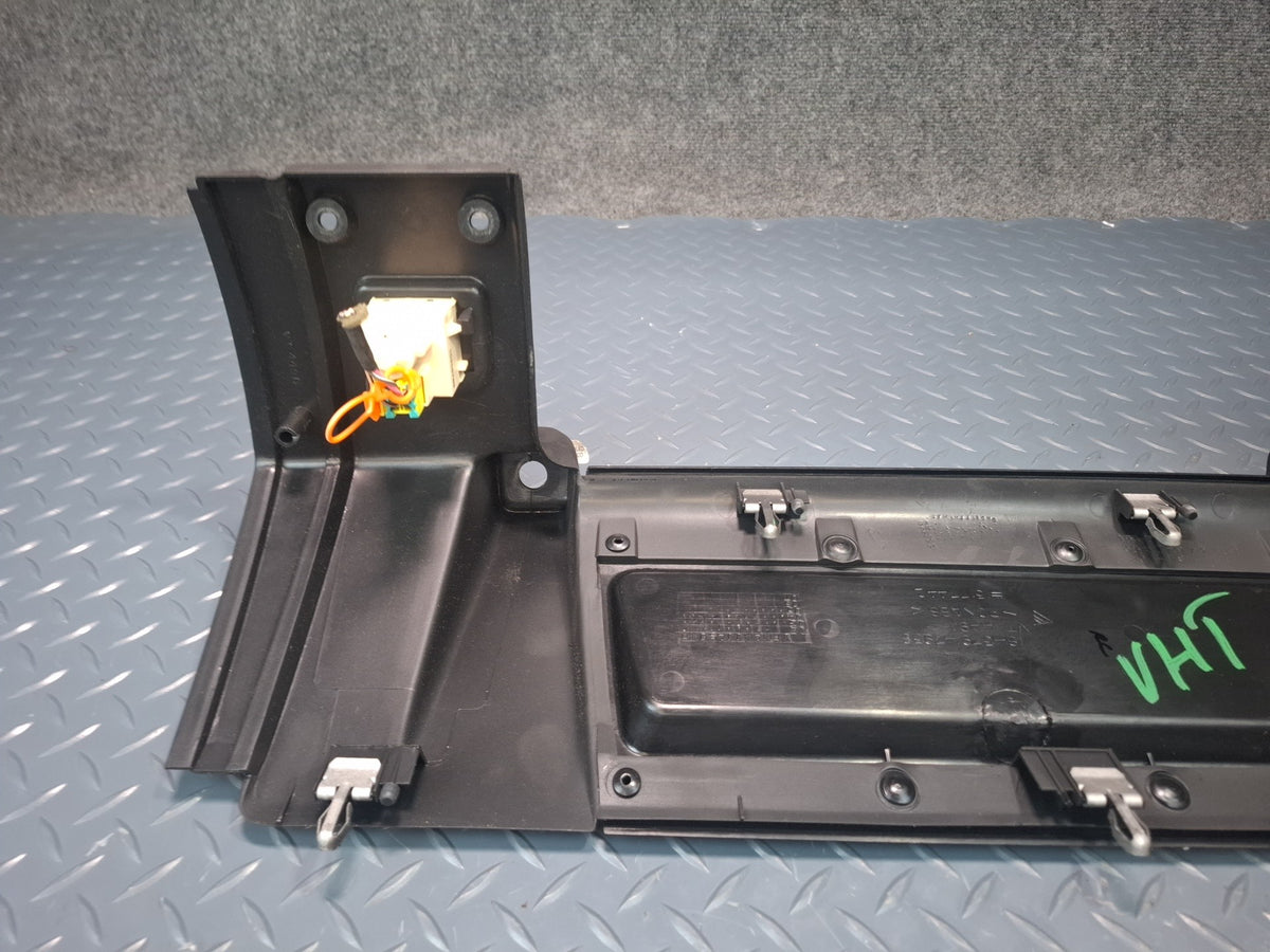 2003-2007 Hummer H2 Dash Front Right Trim Cover Panel w Air Vent 15177442
