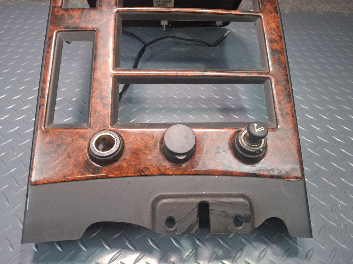 2003-2007 Hummer H2 Dash Front Center Radio Trim Bezel Cover Panel W/ Air Vents