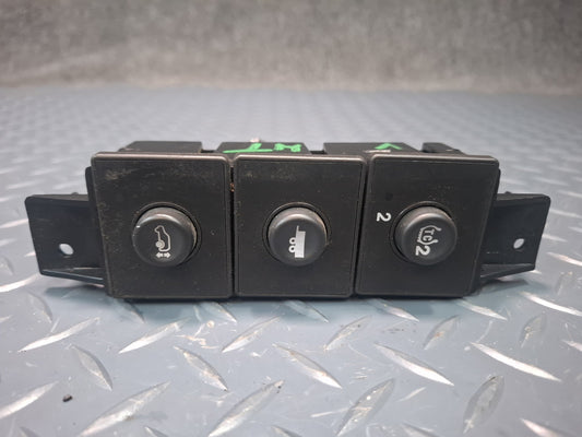 2003-2007 Hummer H2 Dash Center Traction Control Height TOW Haul Switch 15192440