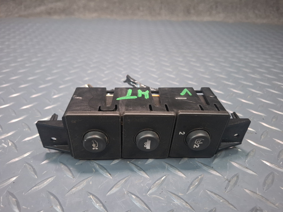 2003-2007 Hummer H2 Dash Center Traction Control Height TOW Haul Switch 15192440