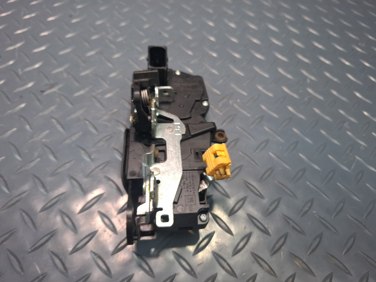 2003-2007 Hummer H2 Front Left Driver Side Door Lock Latch Actuator